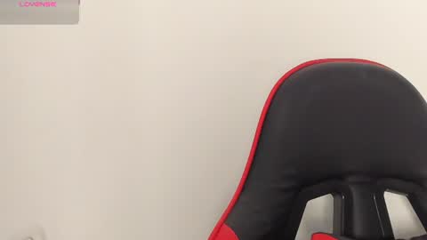 bellaastorm online show from August 1, 10:49 pm