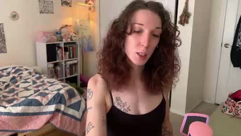 bellababy444 online show from August 13, 1:58 pm