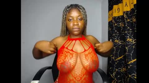 bella online show from August 9, 7:59 pm