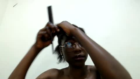 bellabae7 online show from August 7, 5:18 am