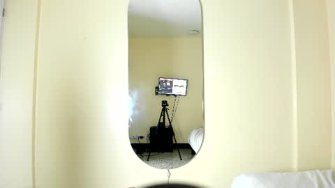 Bella online show from August 15, 5:50 pm