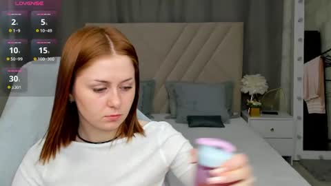 bellacandys online show from August 18, 1:11 am