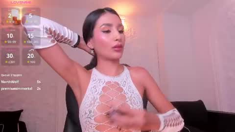  Bella C  online show from August 5, 2:31 am