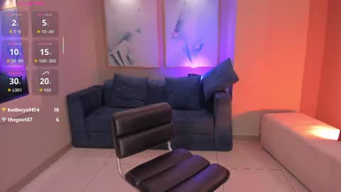  Bella C  online show from August 6, 5:45 pm