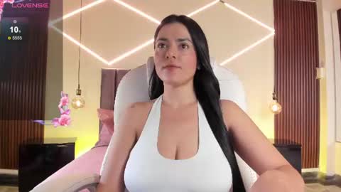 Bella Clair online show from July 31, 9:09 pm