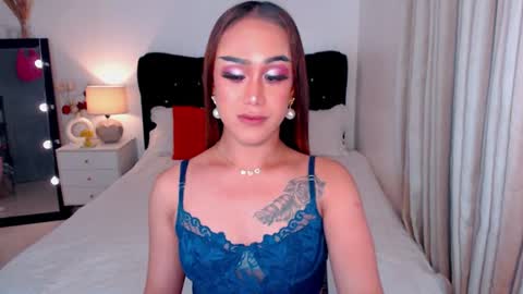 IM BELLA online show from August 13, 8:56 pm