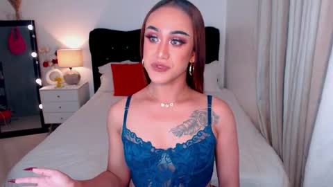 IM BELLA online show from August 14, 6:55 pm