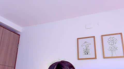 BellaFontana online show from August 7, 4:18 pm