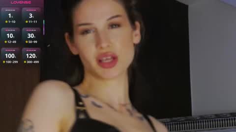 Bella online show from July 13, 3:40 pm
