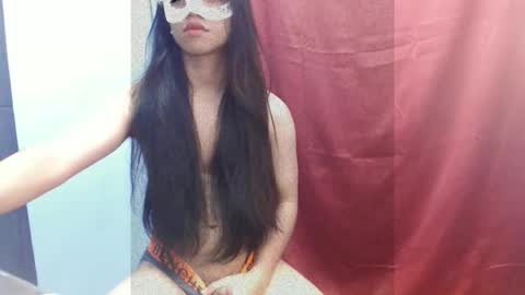 bellalot online show from May 15, 10:48 am