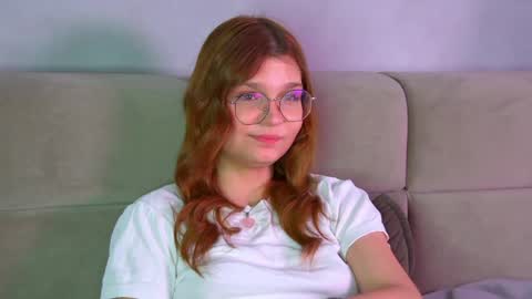 BellaMarebelle online show from April 10, 1:43 am