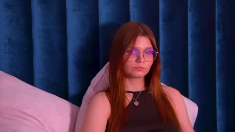 BellaMarebelle online show from April 11, 3:28 am
