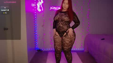 bellamonroee online show from July 25, 4:16 am