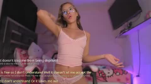 bellamoon_1 online show from July 7, 5:55 am