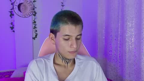 bellamy0955 online show from August 14, 2:37 am