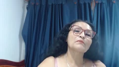 bellanocturna_ online show from July 6, 4:37 am