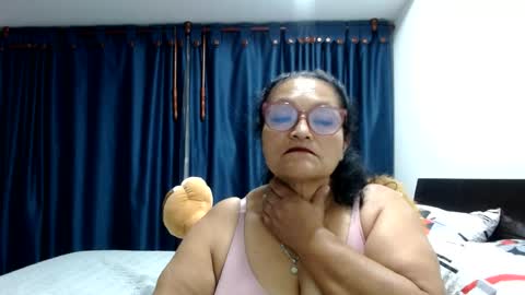 bellanocturna_ online show from July 28, 4:29 am