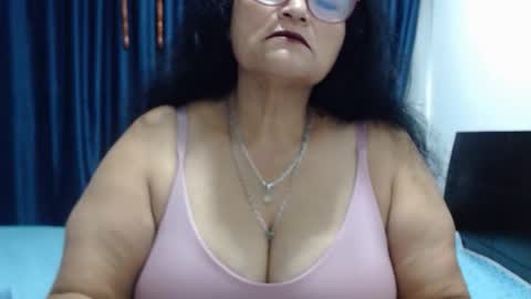 bellanocturna_ online show from August 13, 2:47 am