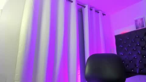 bellaroge online show from August 12, 1:19 am