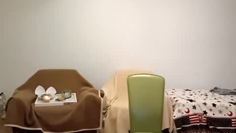 Emma online show from July 31, 7:19 pm