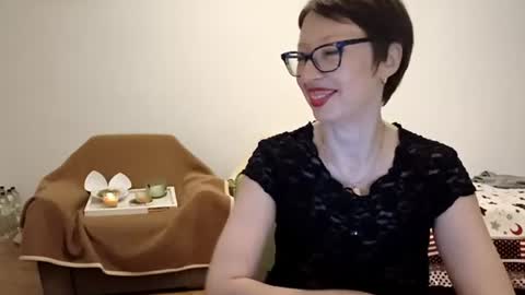 Emma online show from July 31, 8:25 pm