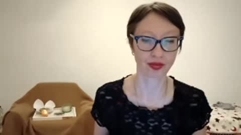 Emma online show from July 31, 11:43 pm