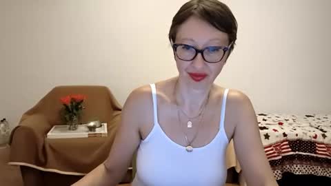 Emma online show from August 2, 9:22 pm