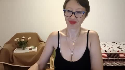 Emma online show from August 5, 11:47 pm