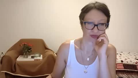 Emma online show from August 8, 12:00 am