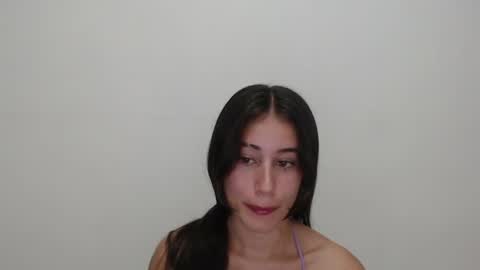 Bella online show from August 4, 1:35 am