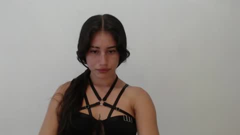 Bella online show from August 9, 10:22 pm