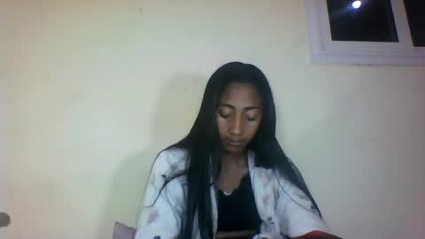 belle_annah online show from July 31, 7:08 pm