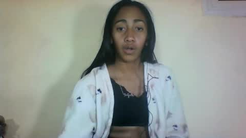 belle_annah online show from July 31, 10:26 pm