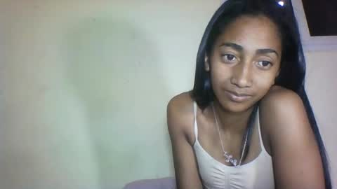 belle_annah online show from August 7, 3:12 pm