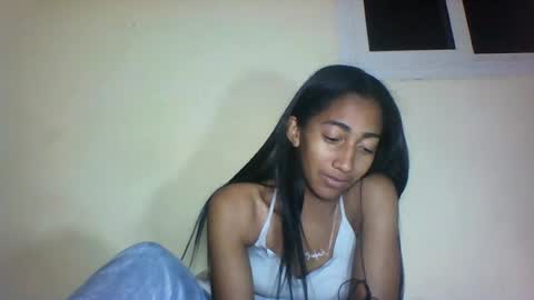 belle_annah online show from August 8, 9:59 pm