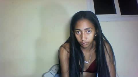 belle_annah online show from August 9, 4:57 am
