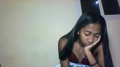 belle_annah online show from August 11, 4:47 am