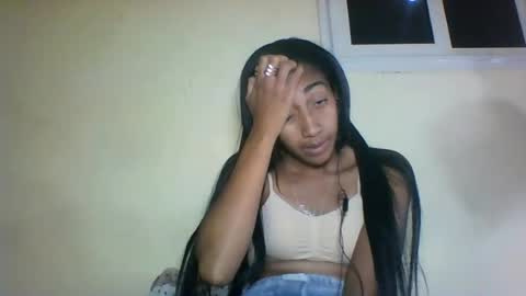 belle_annah online show from August 12, 8:49 am