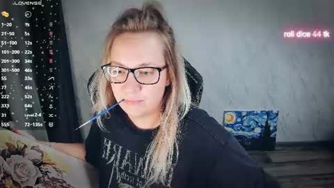 Your Annabelle Wolf  online show from August 9, 1:06 am