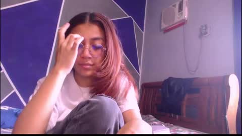 bellota bunny online show from May 6, 7:59 pm