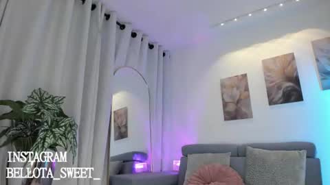 Bella online show from July 20, 11:41 pm