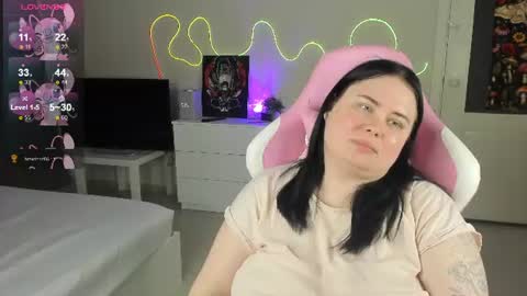 LinaBoo online show from August 3, 2:35 pm