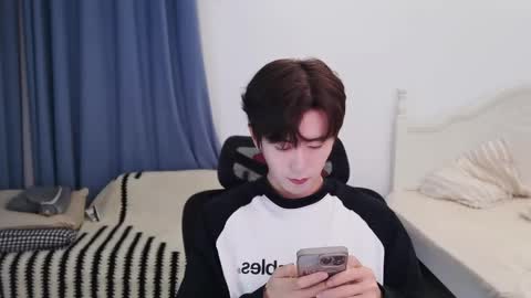 Ben online show from April 17, 3:52 pm