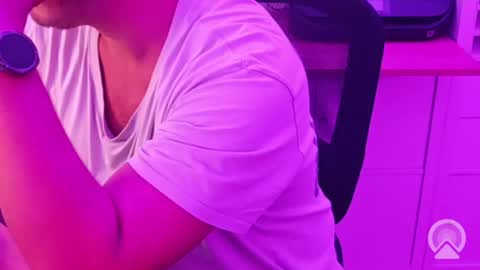 ben_big69 online show from August 18, 6:41 am