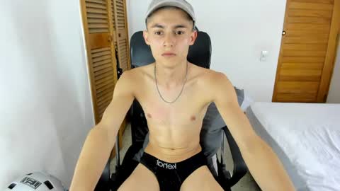 Anthony  online show from August 5, 9:35 pm