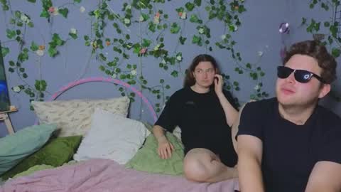 MARK  SOFIEKENDALL  NATHAN online show from July 29, 4:03 pm