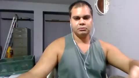 Anderson  A Calculadora  loves Isa 3 online show from August 11, 4:09 pm