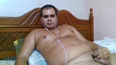 Anderson  A Calculadora  loves Isa 3 online show from August 15, 12:25 am