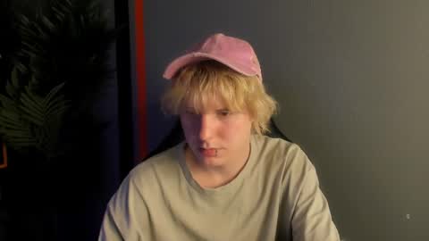 Benjamin online show from August 14, 2:26 am