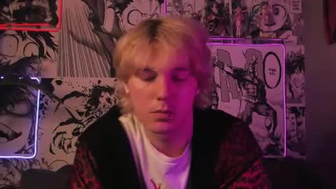 Benjamin online show from August 16, 9:52 pm